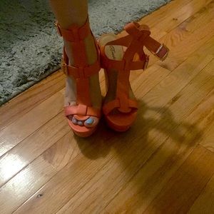 LAST CHANCE!! Coral wedge with ankle straps and buckle detail
